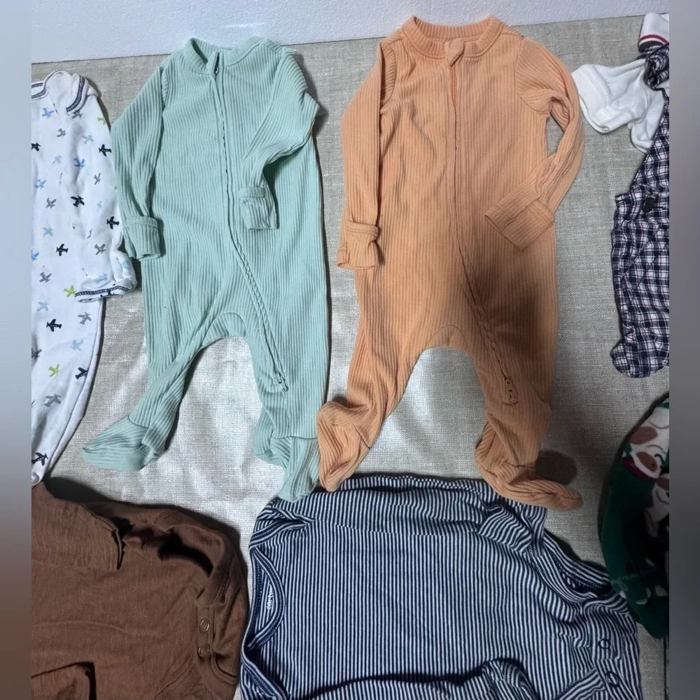 Old Navy Bundle Peach Baby Boy Onesie